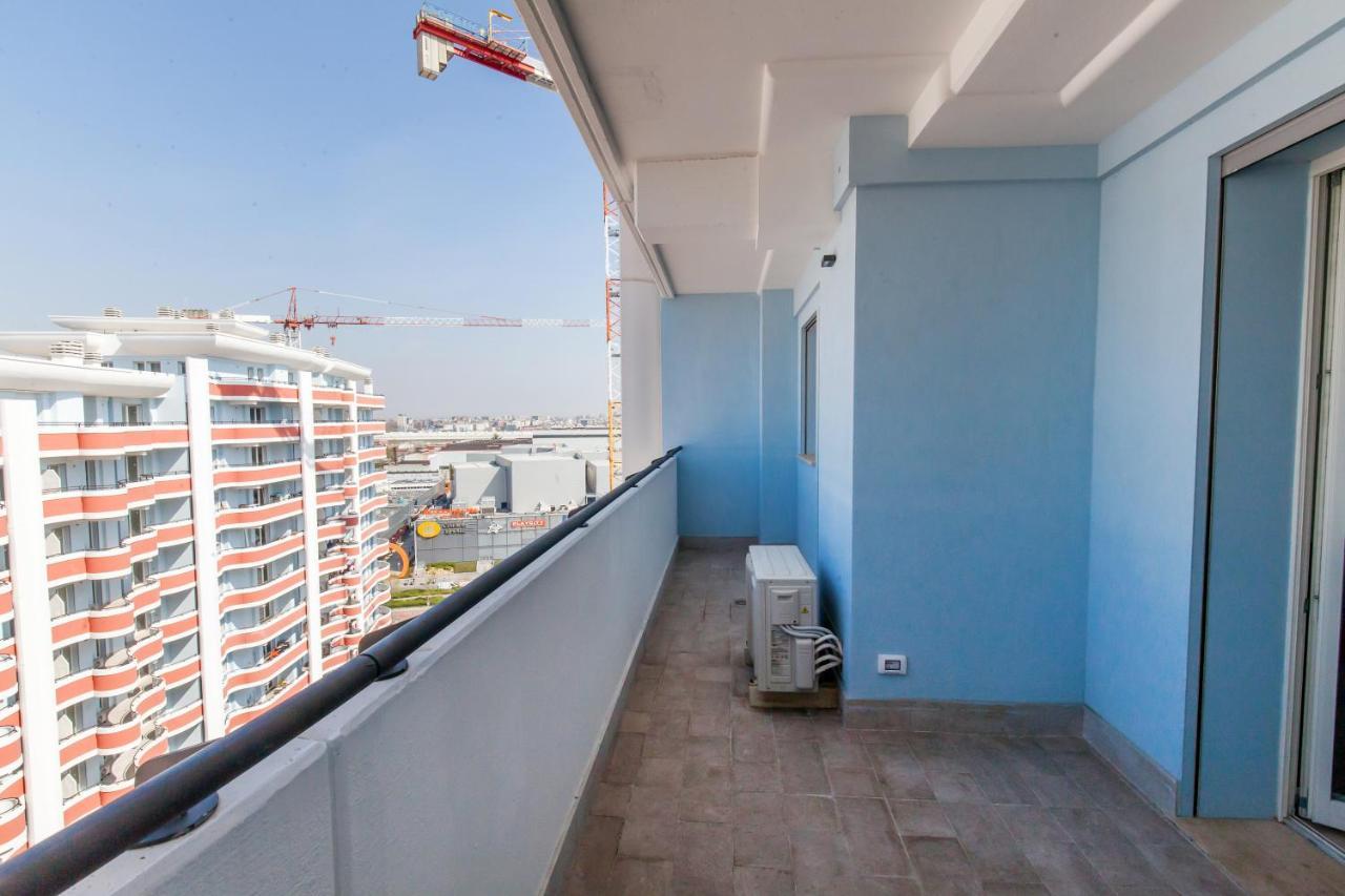 Appartamento 12° Piano Torre Diamante - 67 *